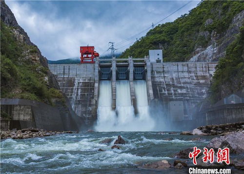 四川最大超级水库蓄满水景壮美，壮丽画卷初现