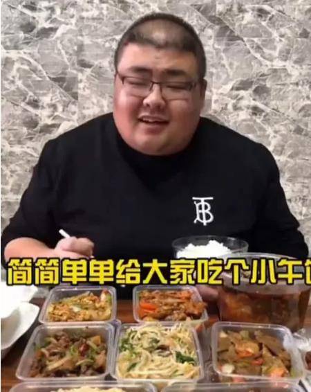 新澳精选资料免费提供开_网红云南阿奎去世,持续解析方案_QHD23.72.89