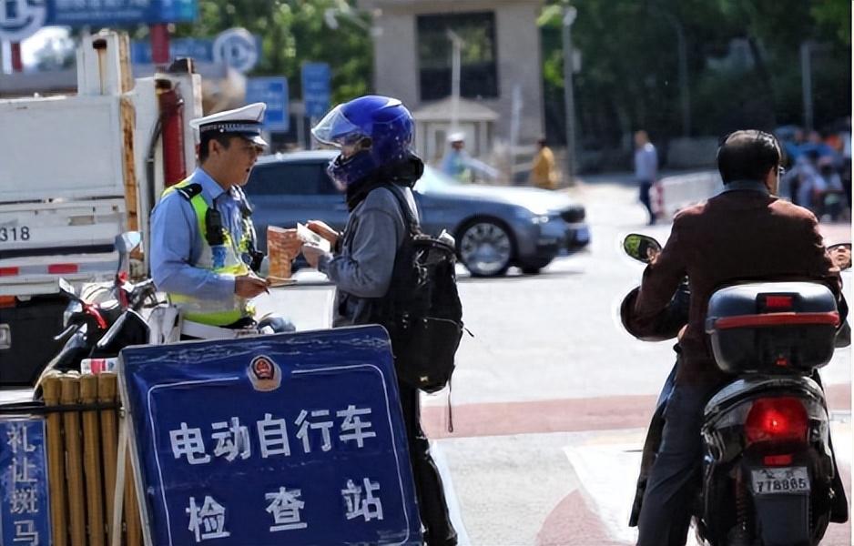 央视揭秘摩托车牌背后的秘密