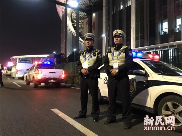 成都警方智擒内衣大盗，励志故事揭示自信与成长的力量之路