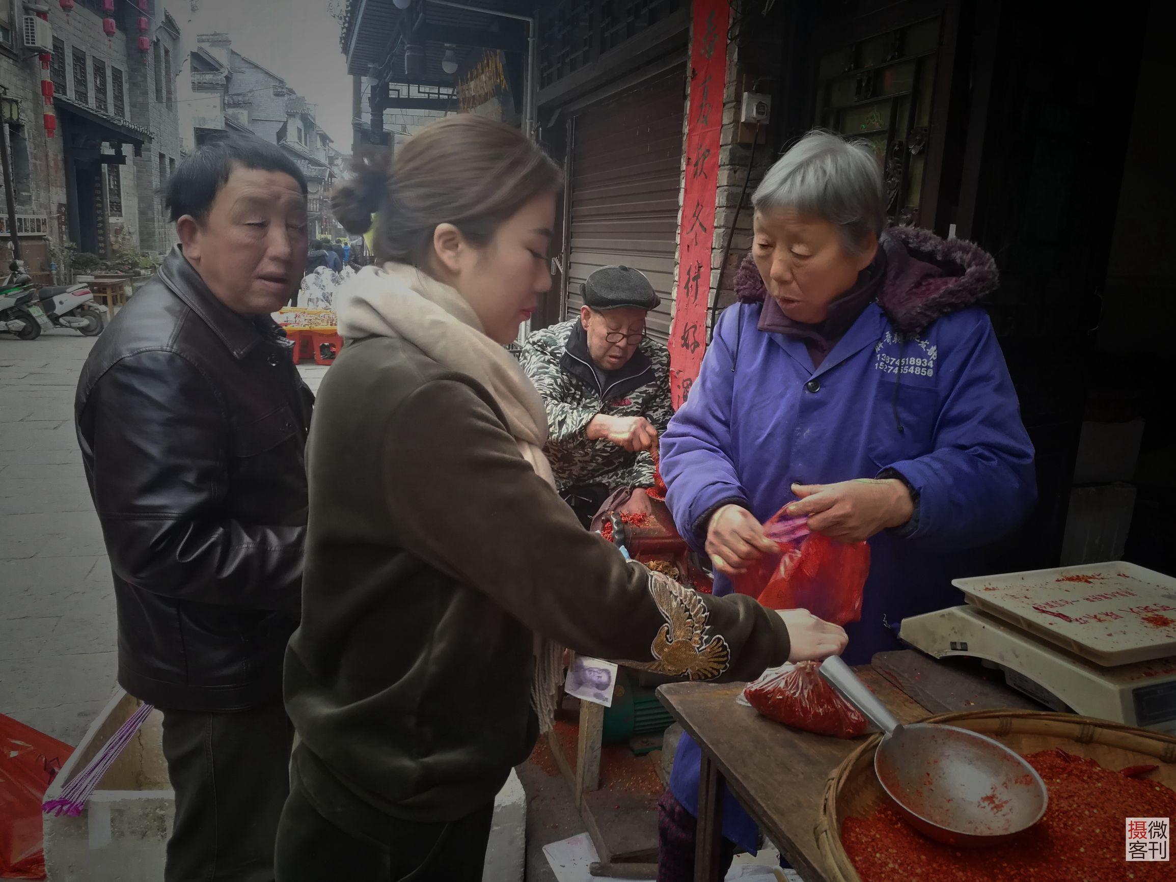 最新产品招商，小巷深处的独特小店诚邀您的探索！