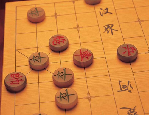 帽子哥象棋直播，小巷中的文化瑰宝，展现象棋智慧与魅力