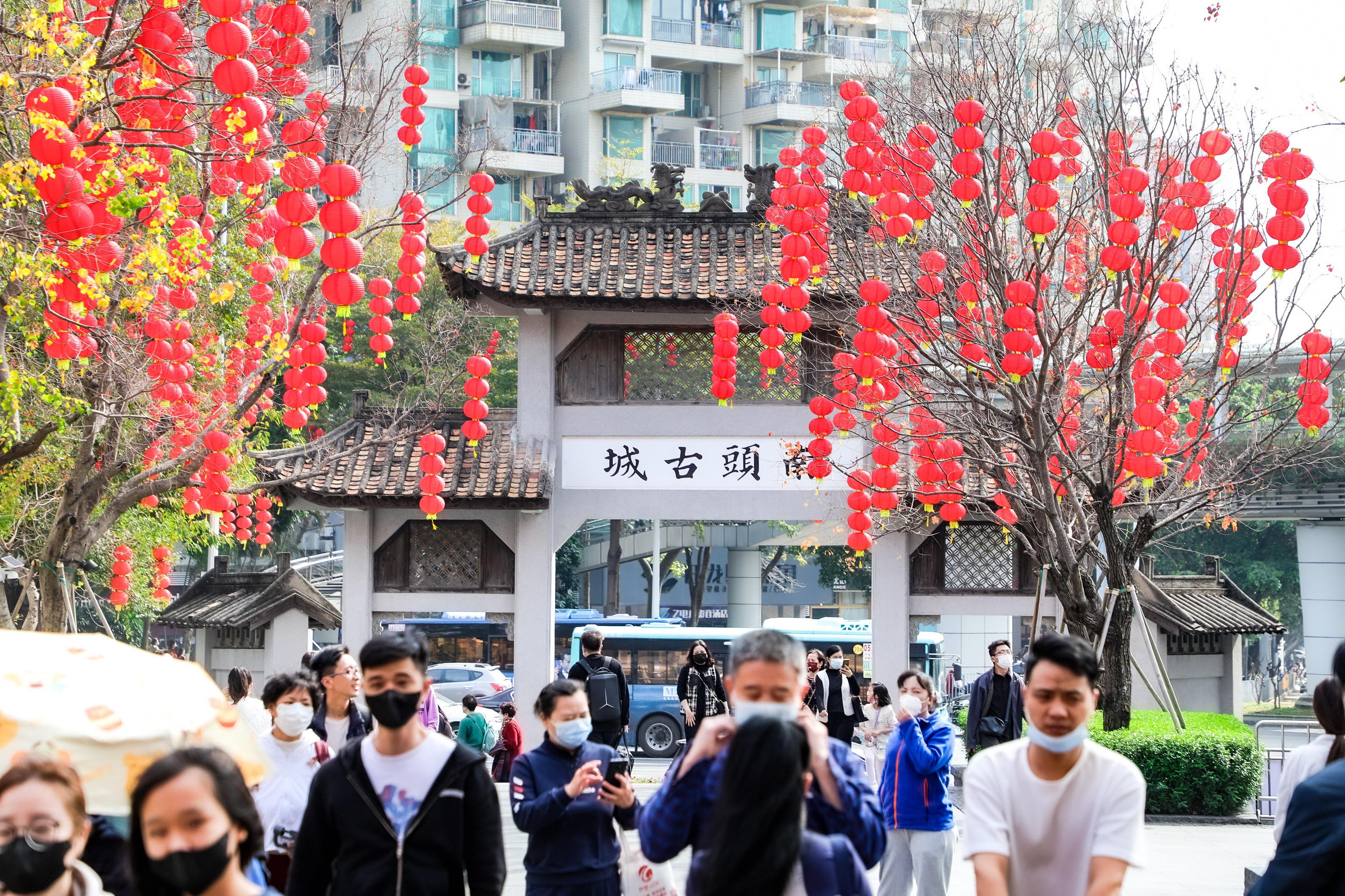 免费最新电影，小巷深处的宝藏小店探秘